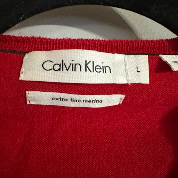 Calvin Klein Extra Fine Merino Wool Men's Red V Neck Sweater - Picture 7 of 12